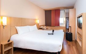 Ibis Lyon Est Chaponnay